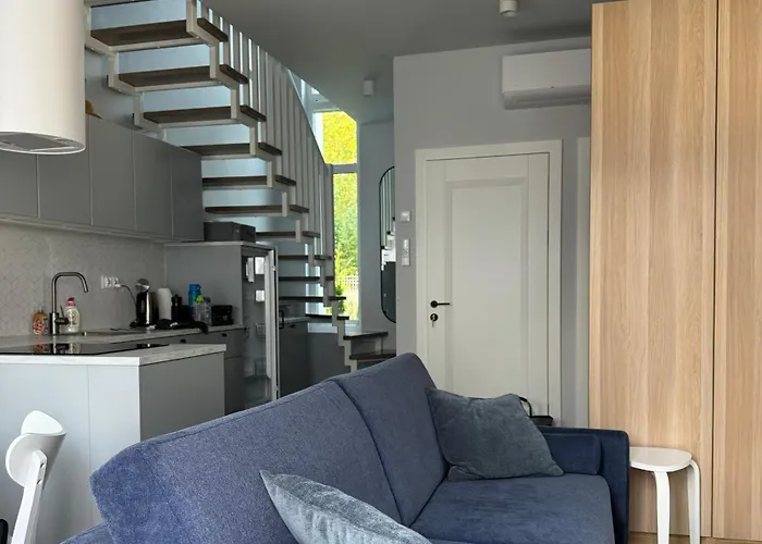 24 Przy Plazy Jastrzebia Gora- *